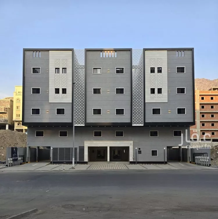 شقة للبيع في شارع الحسن بن حمزه, حي بطحاء قريش, مدينة مكة المكرمة, منطقة مكة المكرمة