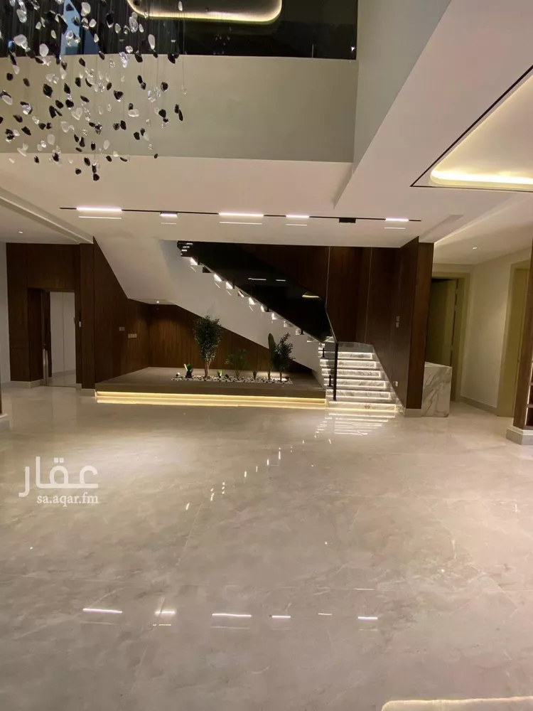 فيلا للبيع في شارع شارع البحرية, حي العوالي, مدينة مكة المكرمة, منطقة مكة المكرمة 8