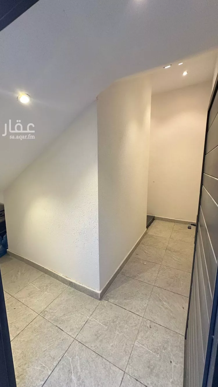 Villa for Sale in Riyadh An Nadhim 21