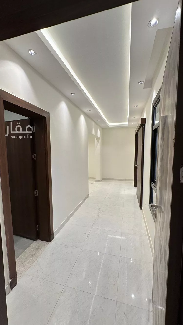 فيلا للبيع في شارع الربيع, حي الجنادرية, مدينة الرياض, منطقة الرياض 18