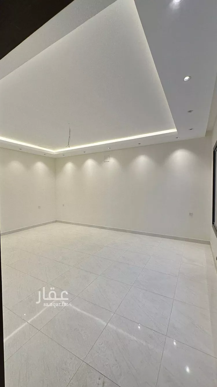 فيلا للبيع في شارع الربيع, حي الجنادرية, مدينة الرياض, منطقة الرياض 8