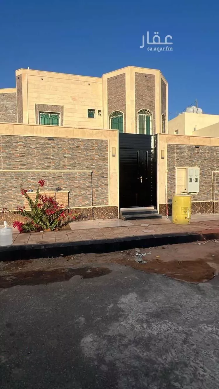 فيلا للبيع في شارع القدسيه ، حي الودي ، حائل ، منطقة حائل