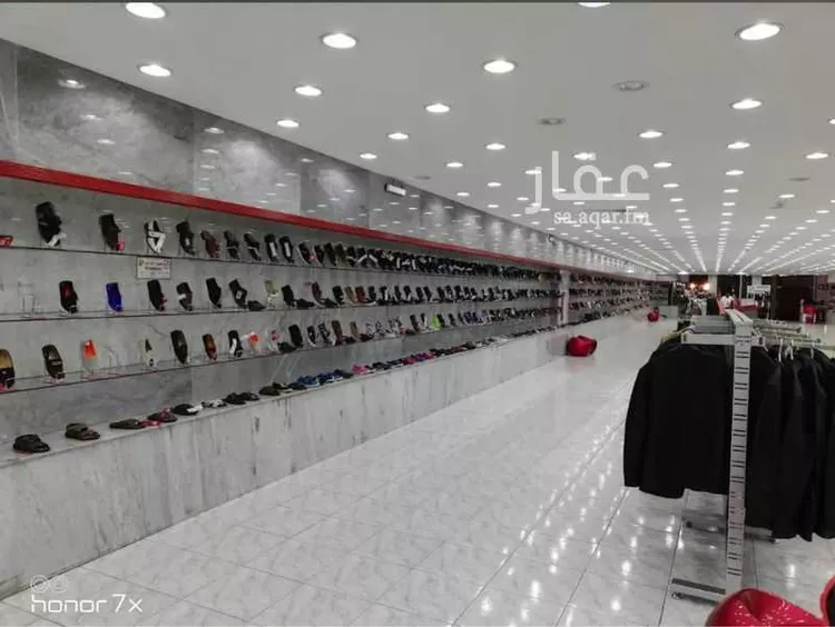 محل للبيع في حي العرق الجنوبي ، خميس مشيط ، خميس مشيط صورة 2