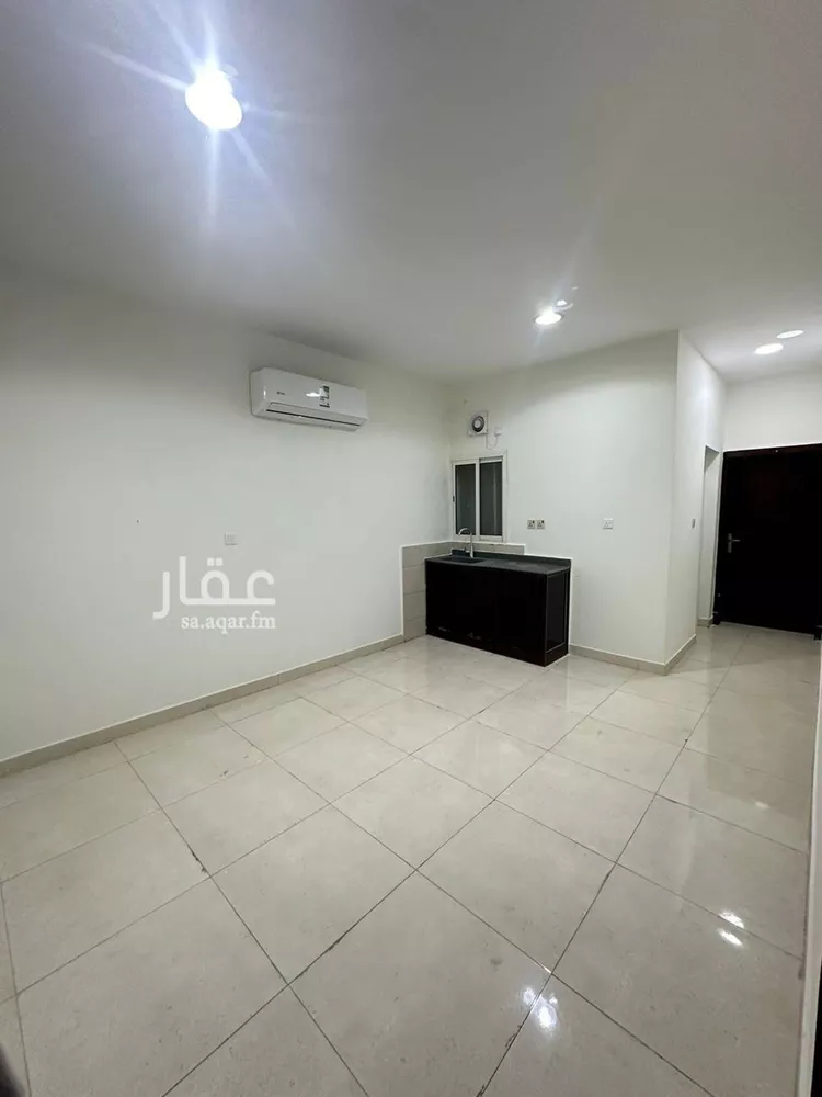شقة للإيجار في شارع نجران, حي الثقبة, مدينة الخبر, المنطقة الشرقية صورة 3
