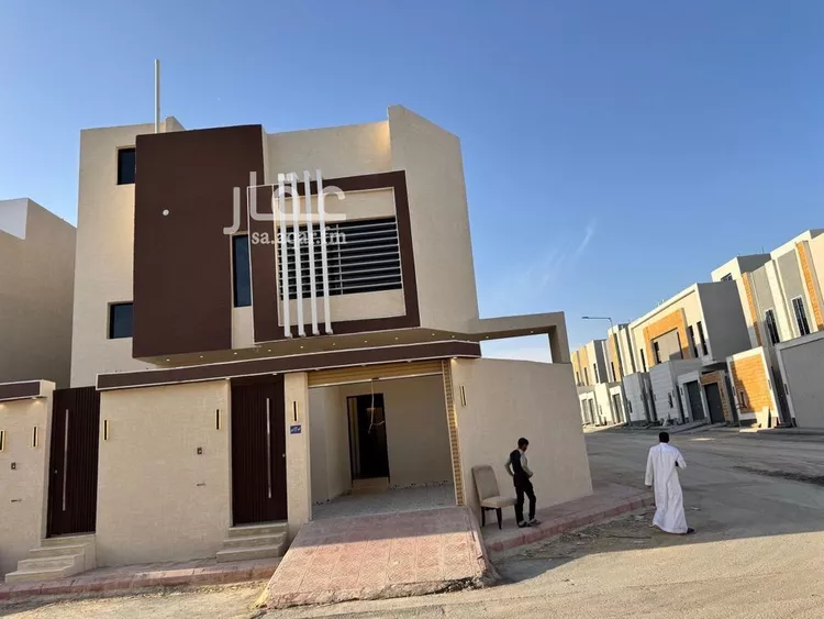 Floor for Sale in Riyadh Taiba 8