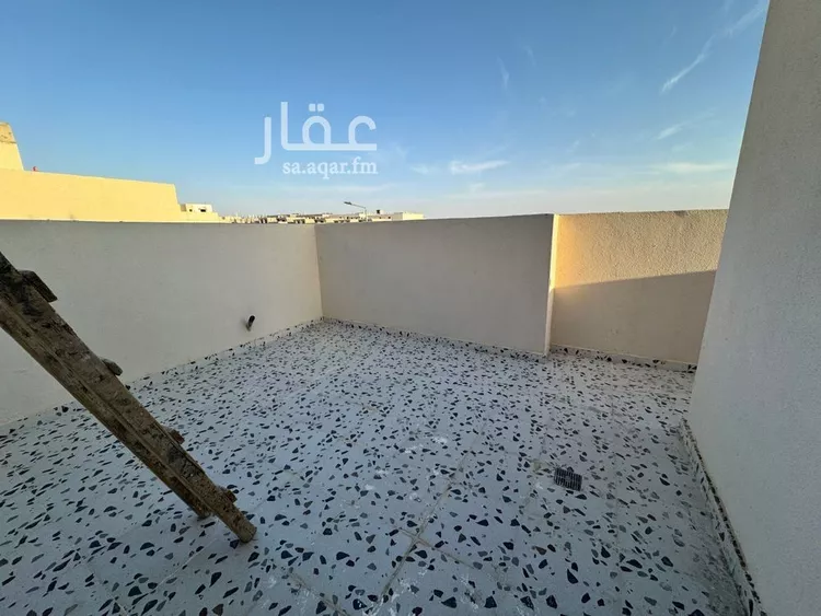 Floor for Sale in Riyadh Taiba 13
