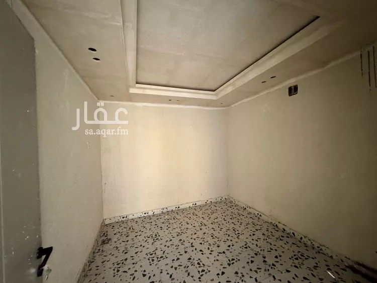 Floor for Sale in Riyadh Taiba 11