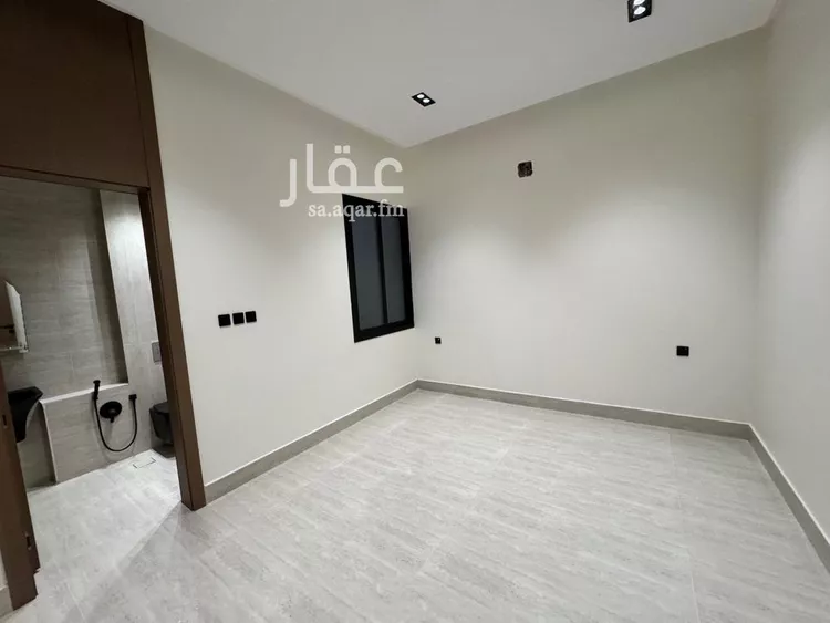 دور للبيع في شارع عبدالله بن يوسف بن رضوان, حي طويق, مدينة الرياض, منطقة الرياض صورة 3