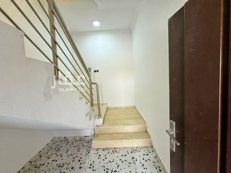 دور للبيع في شارع جندوبة, حي طيبة, مدينة الرياض, منطقة الرياض صورة 2