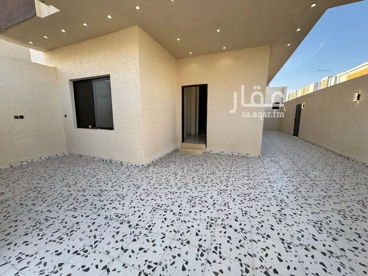Floor for Sale in Riyadh Taiba 6