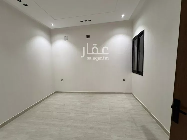 دور للبيع في شارع اللثامة, حي الحزم, مدينة الرياض, منطقة الرياض صورة 5