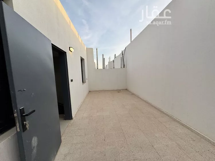 Villa for Sale in Riyadh Okaz 23