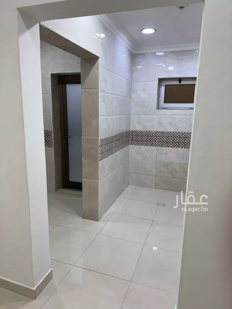 مكتب تجاري للإيجار في شارع القدس, حي منطقة المستودعات, مدينة القطيف, المنطقة الشرقية صورة 3