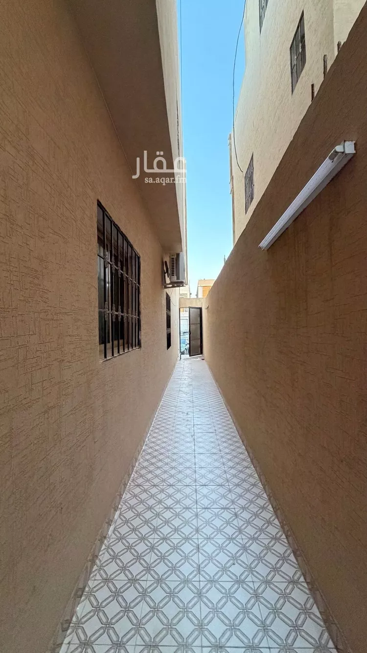 شقة للإيجار في شارع عبيدالله بن عبدالكريم الرازي, حي الرمال, مدينة الرياض, منطقة الرياض صورة 2