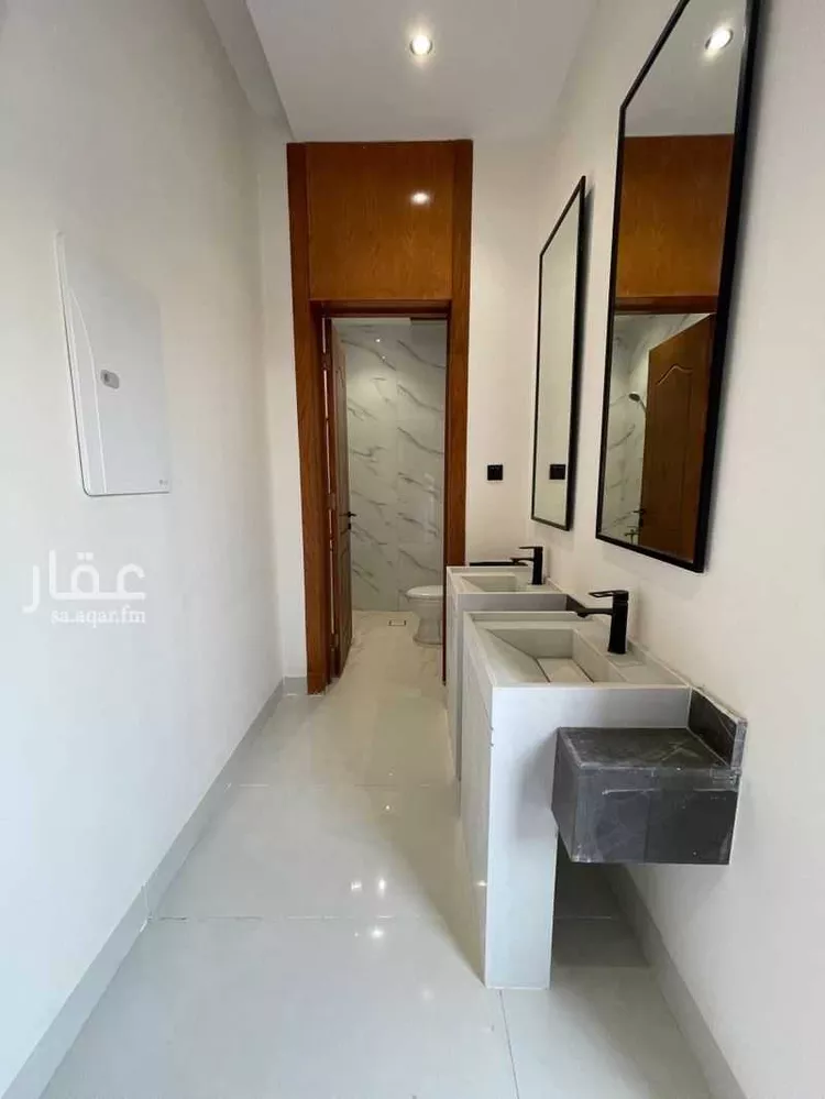 دور للبيع في شارع الغصون, حي الجنادرية, مدينة الرياض, منطقة الرياض صورة 3