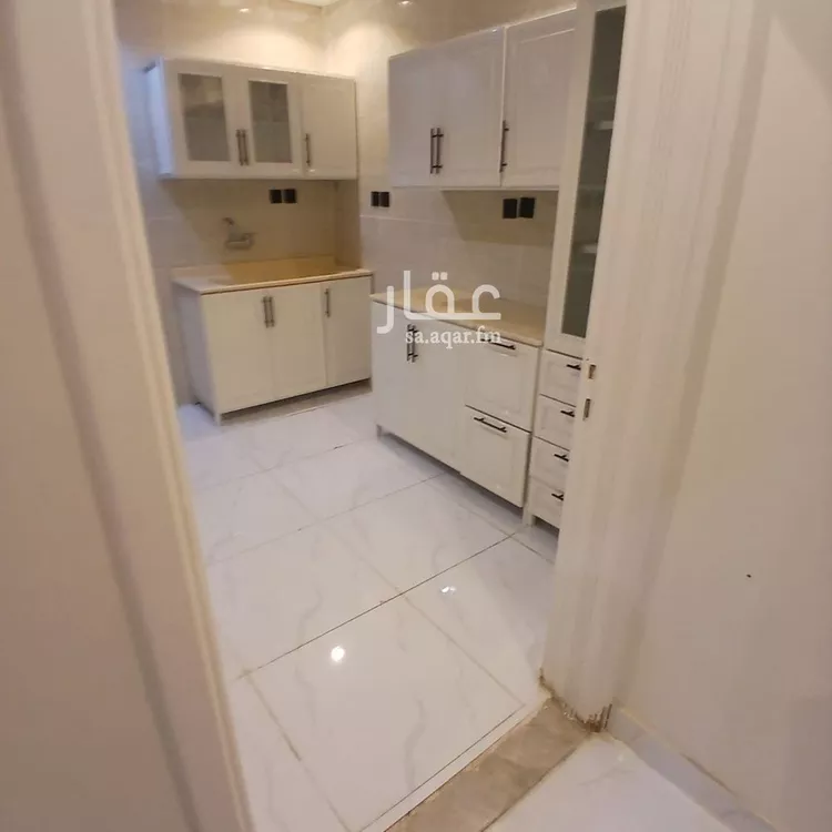 شقة للإيجار في شارع البهاء زهير, حي الملك فيصل, مدينة الرياض, منطقة الرياض