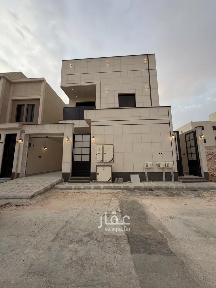 دور للبيع في شارع الجنادرية, حي الجنادرية, مدينة الرياض, منطقة الرياض
