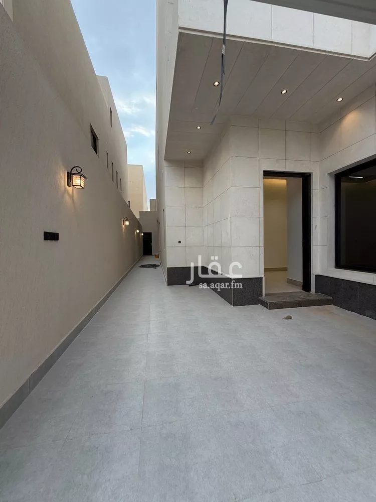 Floor for Sale in Riyadh Al Janadriyah صورة 2