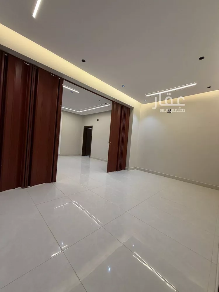 Floor for Sale in Riyadh Al Janadriyah صورة 2