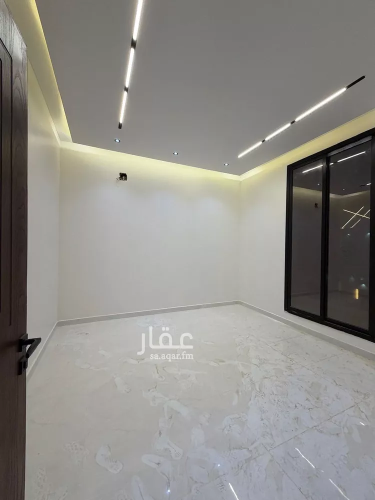 Villa for Sale in Riyadh Al Janadriyah 16