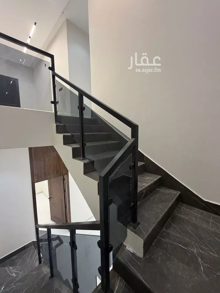 Villa for Sale in Riyadh Al Janadriyah 15
