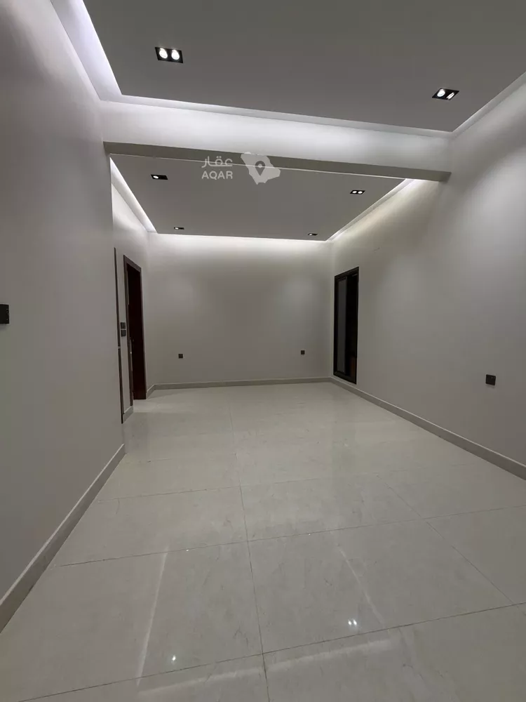 Villa for Sale in Riyadh Al Janadriyah 18