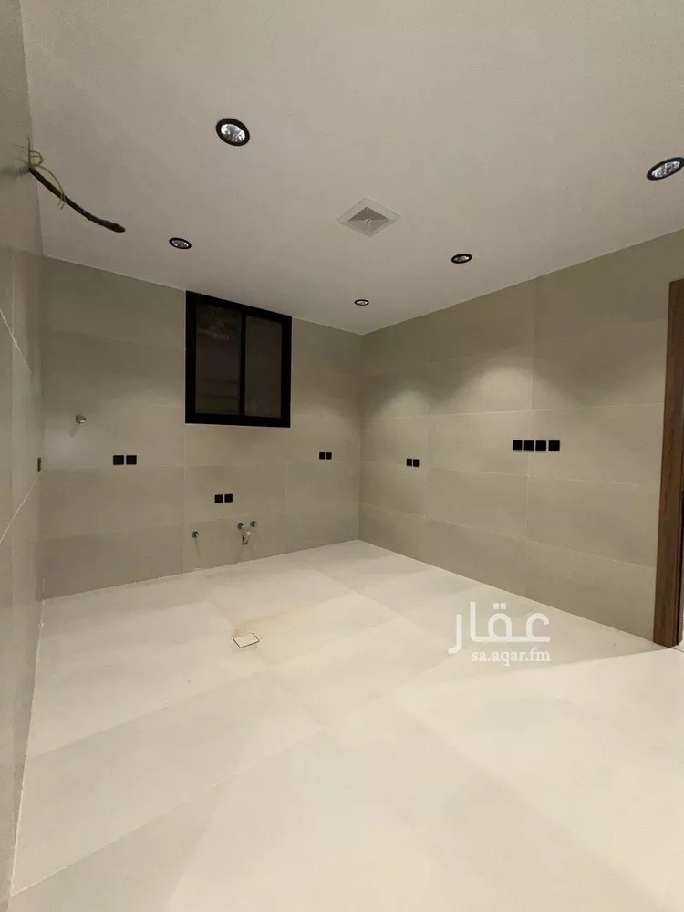 دور للبيع في شارع النخبة, حي النظيم, مدينة الرياض, منطقة الرياض 11