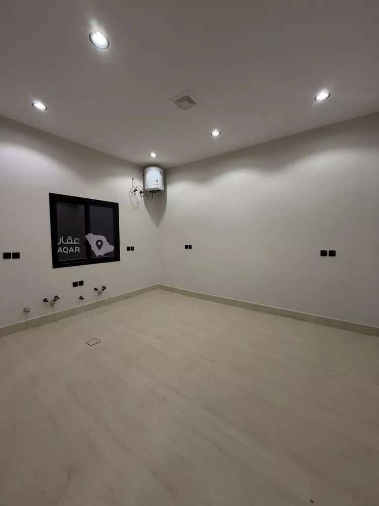 فيلا للبيع في شارع بوابة الشرق, حي الجنادرية, مدينة الرياض, منطقة الرياض 6