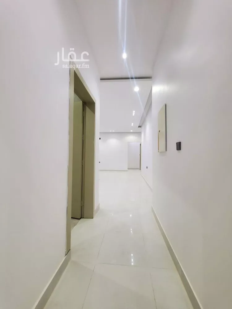 دور للبيع في شارع الغصون, حي الجنادرية, مدينة الرياض, منطقة الرياض 9