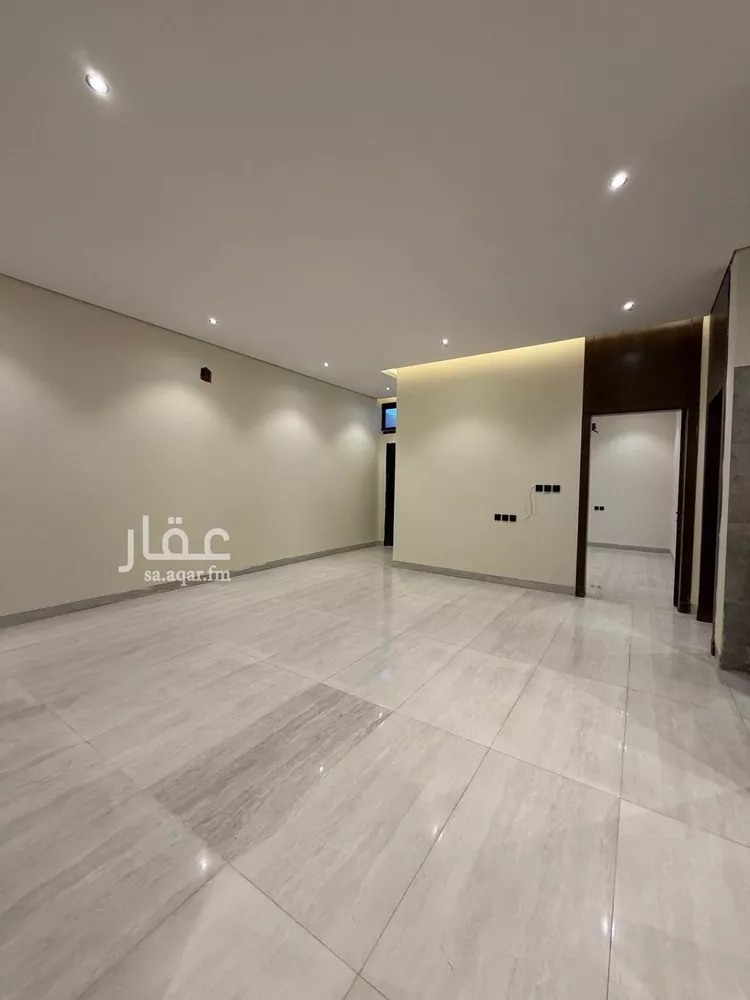 Villa for Sale in Riyadh Al Janadriyah 15