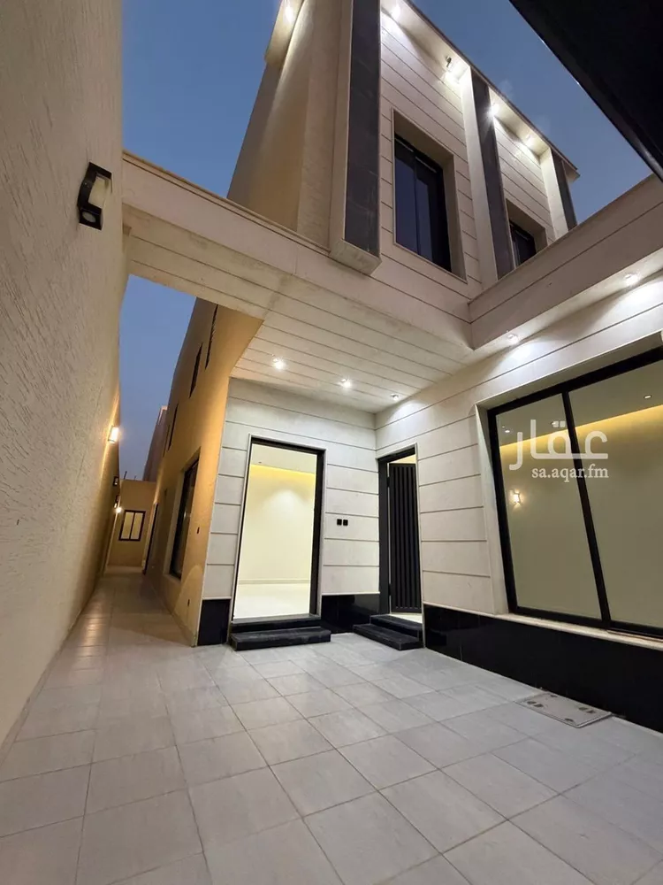 Floor for Sale in Riyadh Al Janadriyah