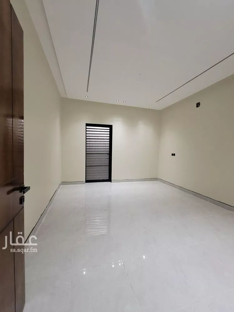 دور للبيع في شارع طريق خريص, حي الجنادرية, مدينة الرياض, منطقة الرياض 13