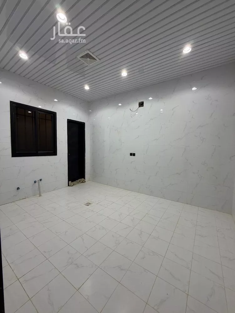 فيلا للبيع في شارع بوابة الشرق, حي الجنادرية, مدينة الرياض, منطقة الرياض 8
