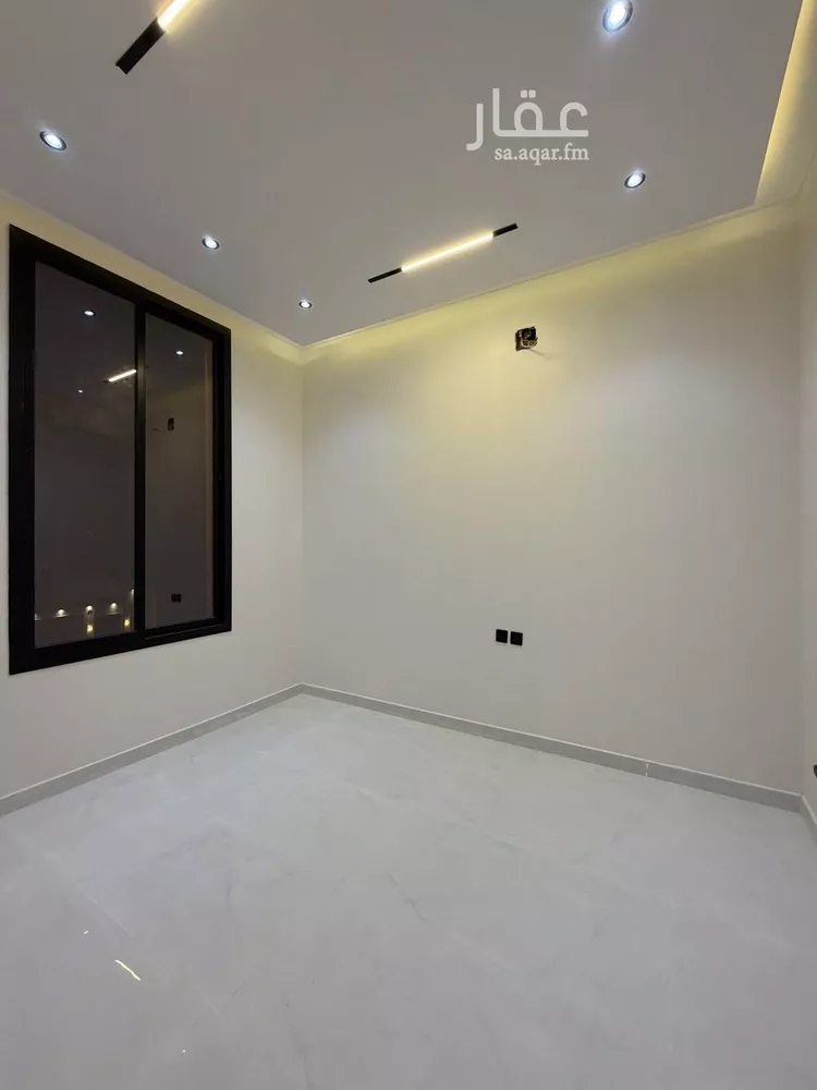 Villa for Sale in Riyadh Al Janadriyah 12