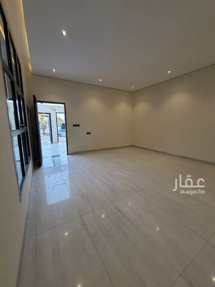 Villa for Sale in Riyadh Al Janadriyah 6