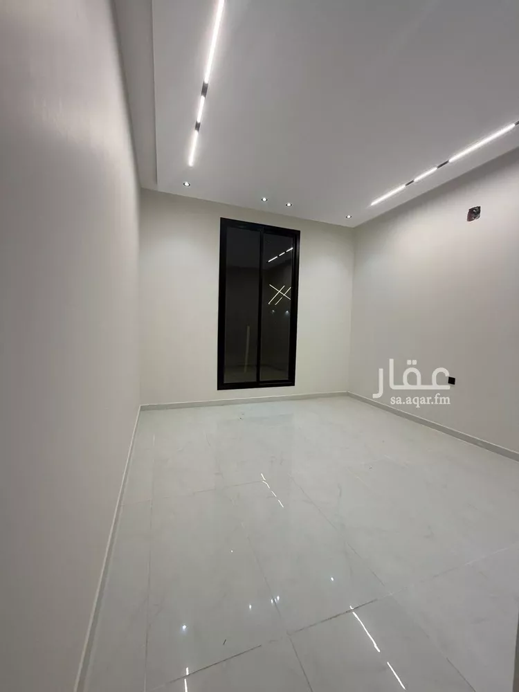 Villa for Sale in Riyadh Al Janadriyah 12