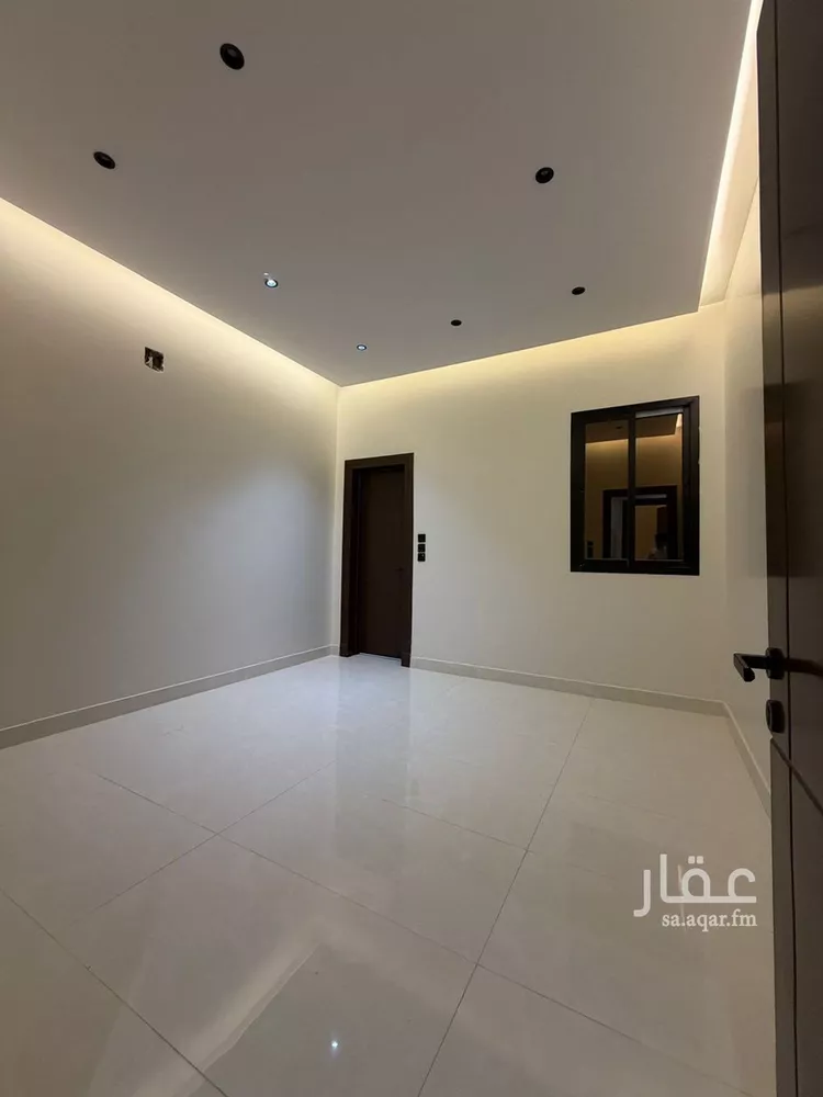 Floor for Sale in Riyadh Al Janadriyah صورة 4