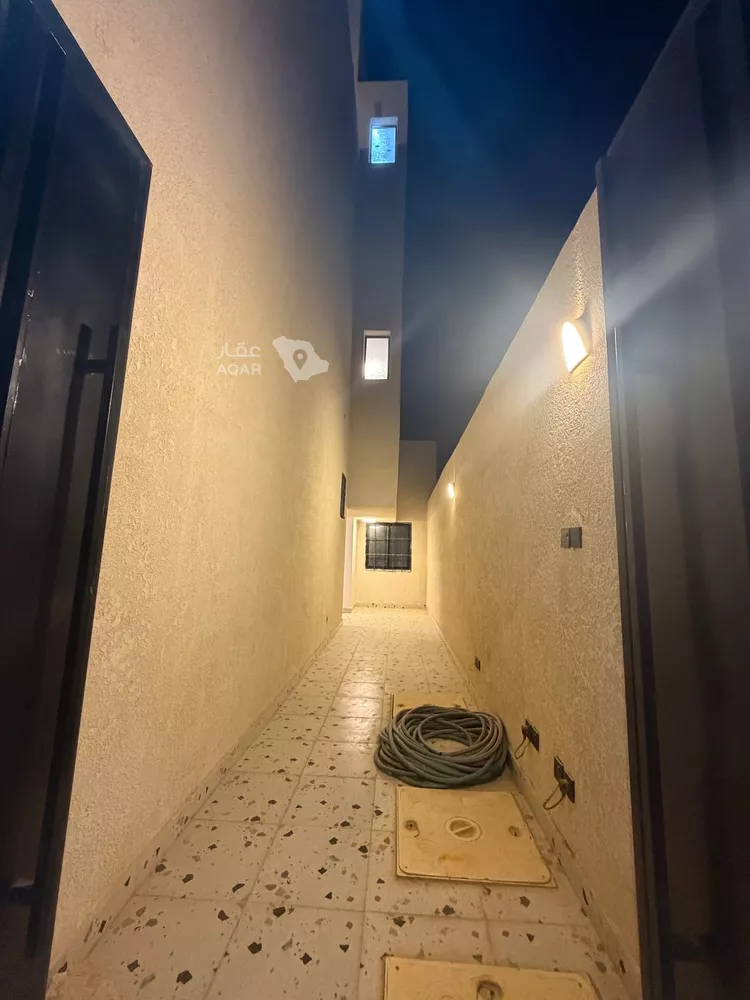 دور للبيع في شارع غصون, حي الجنادرية, مدينة الرياض, منطقة الرياض 5