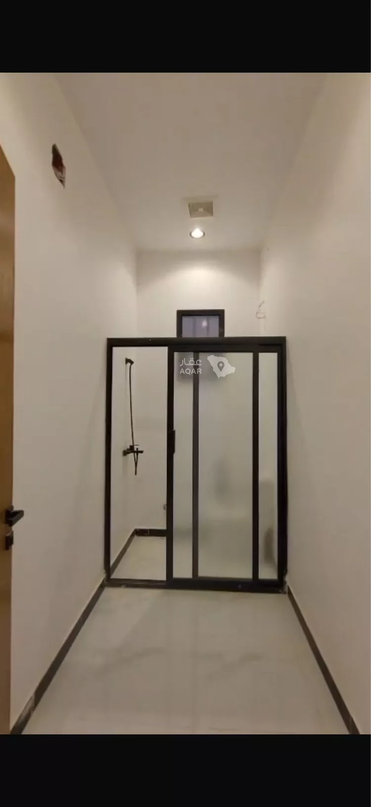 Floor for Rent in Riyadh Al Janadriyah 9