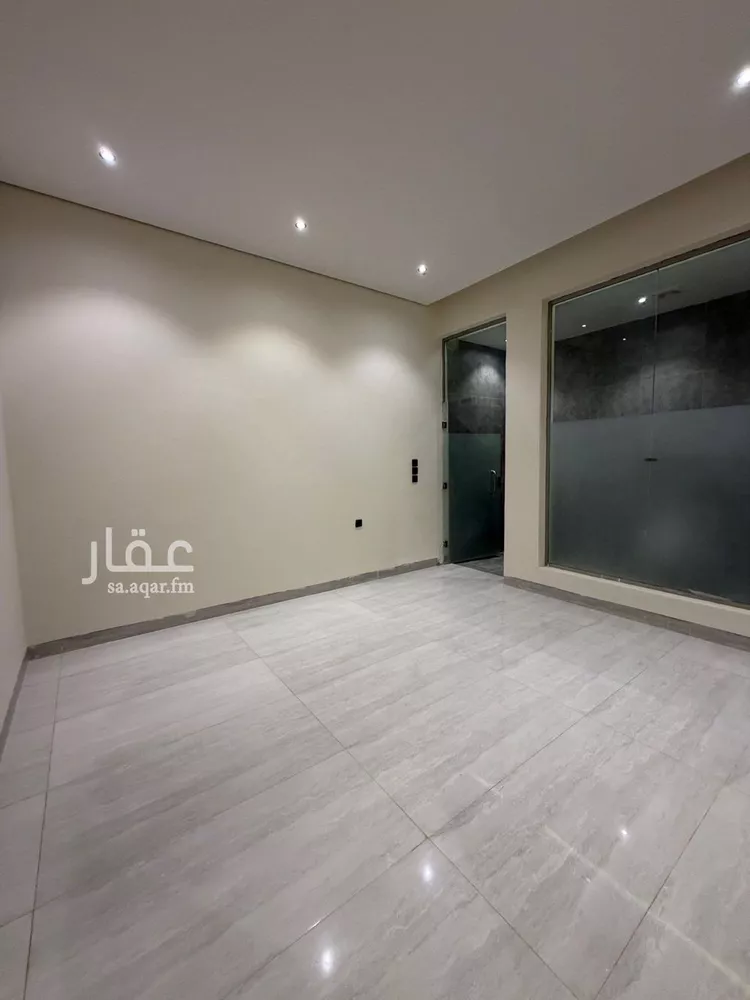 Villa for Sale in Riyadh Al Janadriyah 16