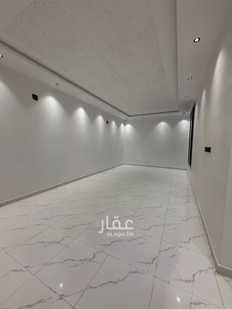 فيلا للبيع في شارع بوابة الشرق, حي الجنادرية, مدينة الرياض, منطقة الرياض صورة 3