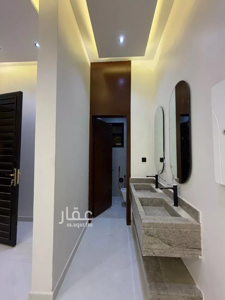Villa for Sale in Riyadh Al Janadriyah 6