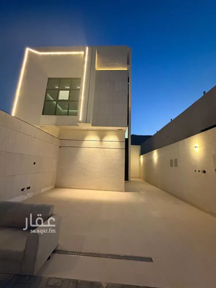 Floor for Sale in Riyadh Al Janadriyah صورة 2