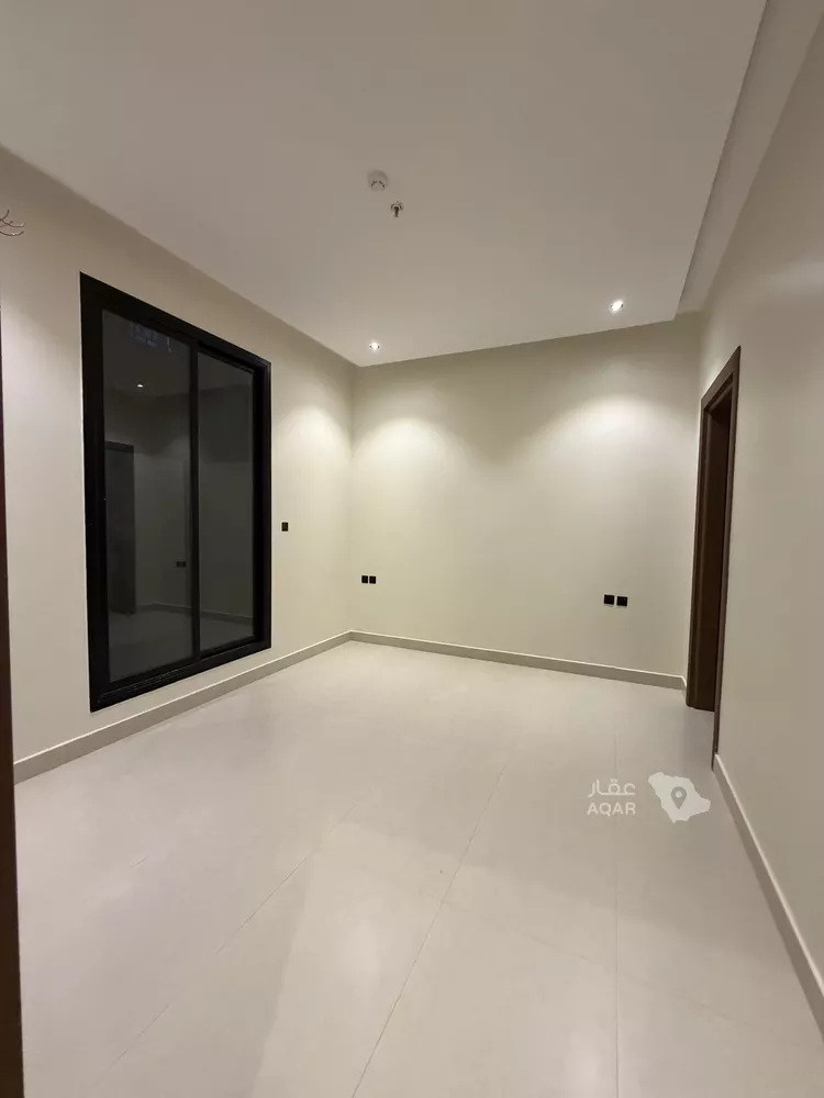 شقة للبيع في شارع المعيزيلة , حي المعيزيلة, مدينة الرياض, منطقة الرياض 14