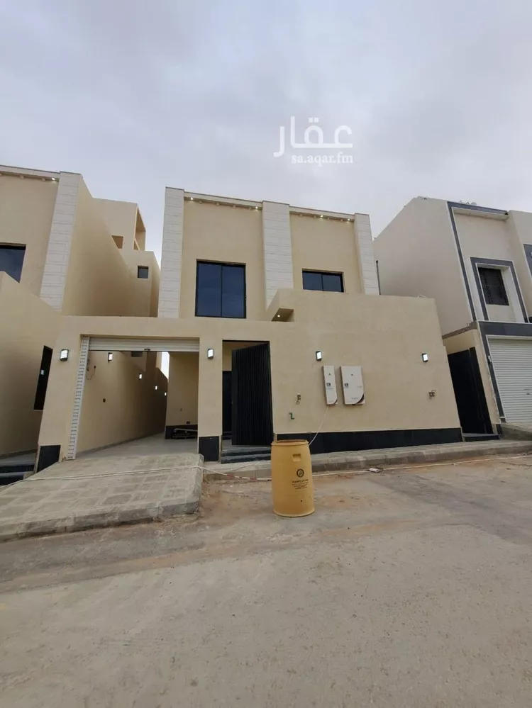 دور للبيع في شارع الغصون, حي الجنادرية, مدينة الرياض, منطقة الرياض 1 صورة