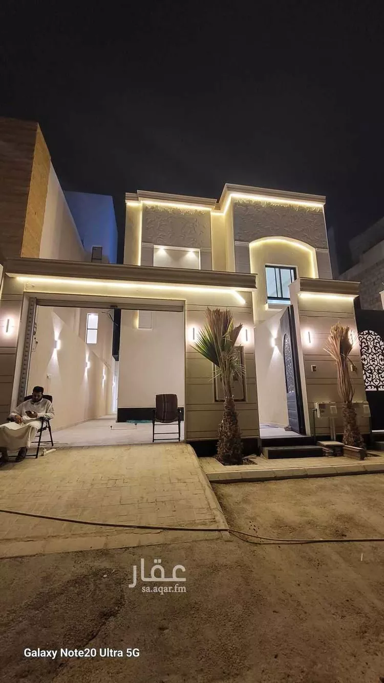دور للبيع في شارع الغصون, حي الجنادرية, مدينة الرياض, منطقة الرياض