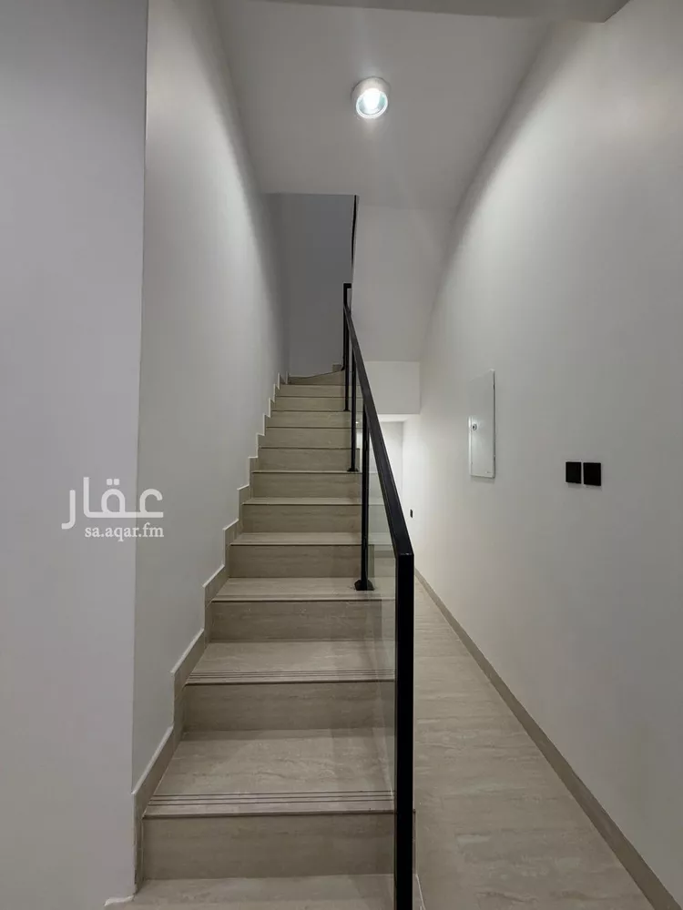 فيلا للبيع في شارع النخبة, حي النظيم, مدينة الرياض, منطقة الرياض 24