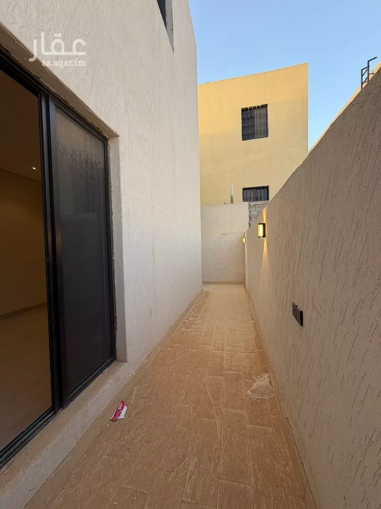 Villa for Sale in Riyadh Al Janadriyah 11