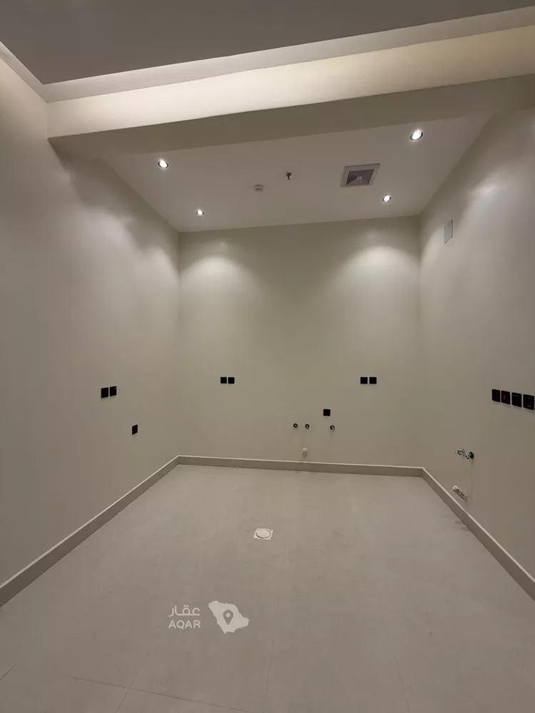 شقة للبيع في شارع المعيزيلة , حي المعيزيلة, مدينة الرياض, منطقة الرياض 7
