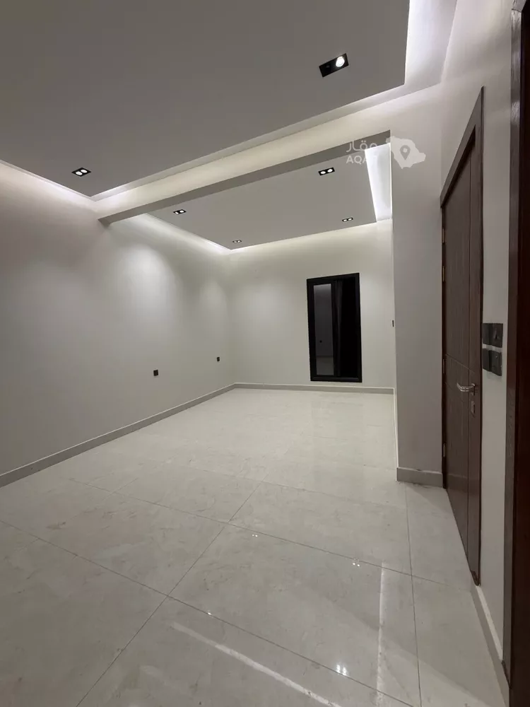 Villa for Sale in Riyadh Al Janadriyah 15